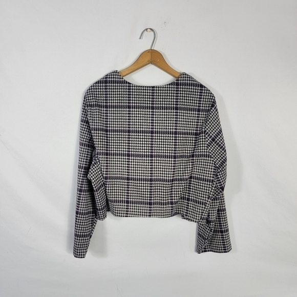 Women's size 3 Studio Double Knit Cropped Collarless Jacket - Picture 7 of 9